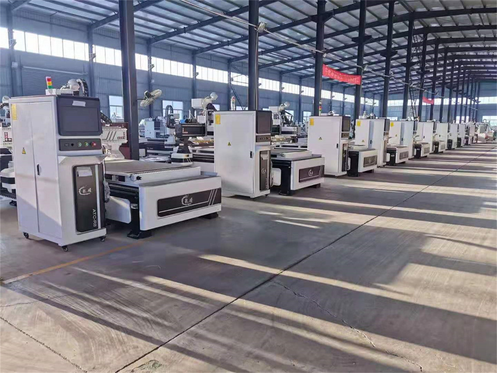 買(mǎi)數控開(kāi)料機一定選擇正規數控開(kāi)料機廠(chǎng)